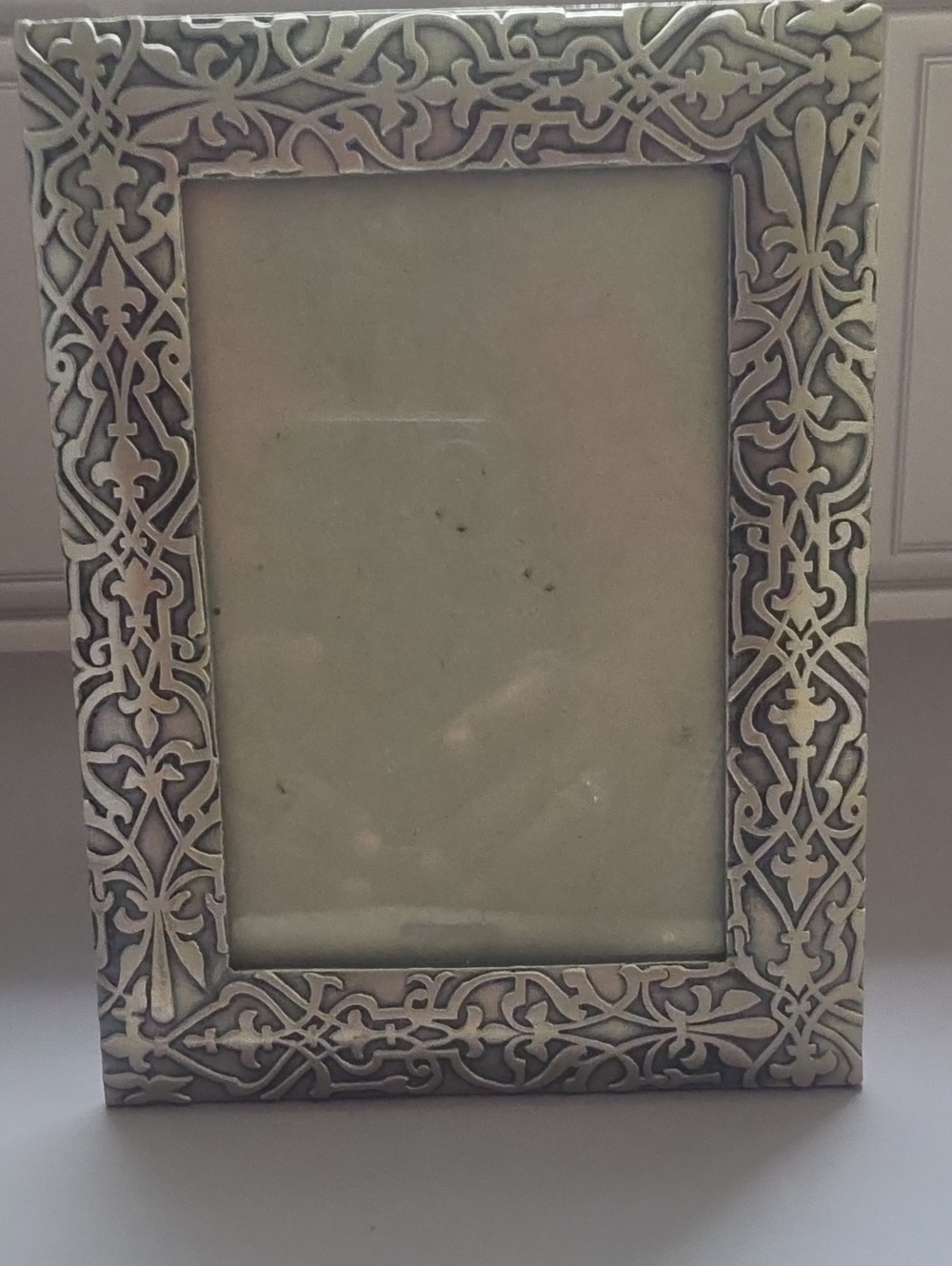 Vintage Ornate Silver-Tone Decorative Picture Frame - Classic Home Accents